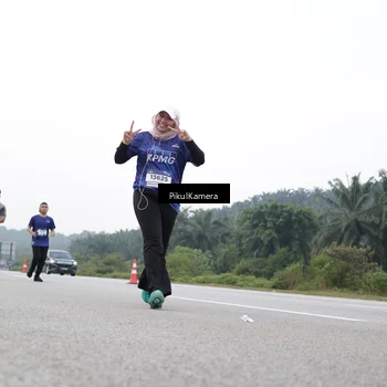 Runner Photo 7503061