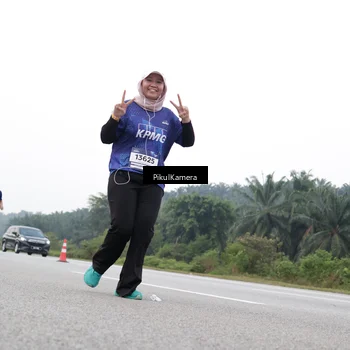Runner Photo 7503069