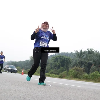 Runner Photo 7503071
