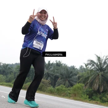 Runner Photo 7503074