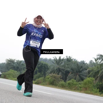 Runner Photo 7503075