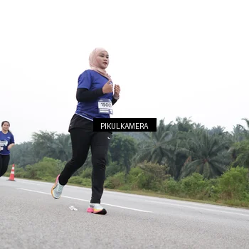 Runner Photo 7503098