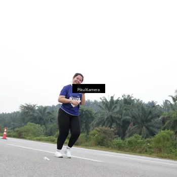 Runner Photo 7503115