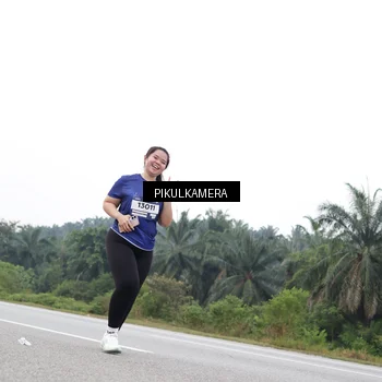 Runner Photo 7503118