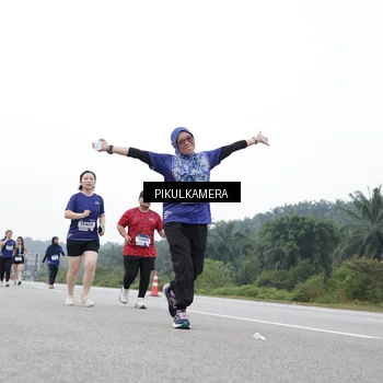 Runner Photo 7503120