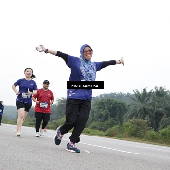 Runner Photo 7503127
