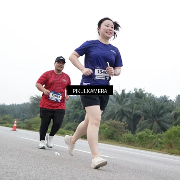 Runner Photo 7503140