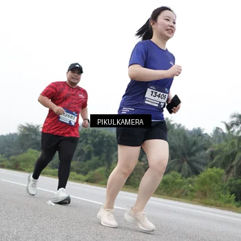 Runner Photo 7503141