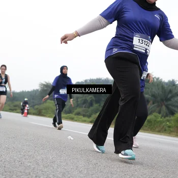 Runner Photo 7503175