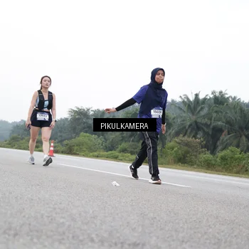Runner Photo 7503182