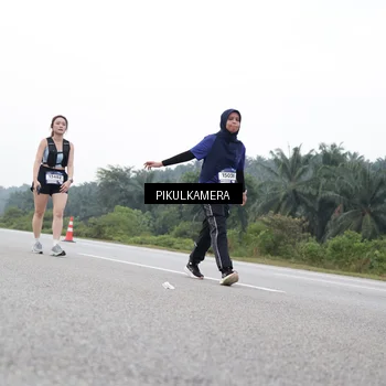 Runner Photo 7503183