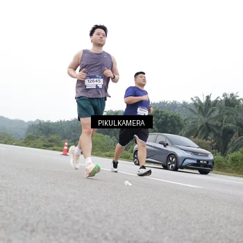 Runner Photo 7503199