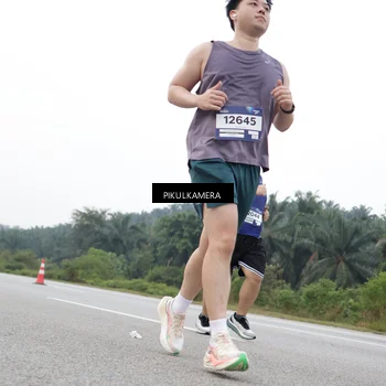 Runner Photo 7503203