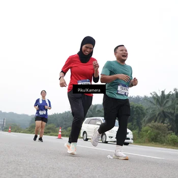 Runner Photo 7503216
