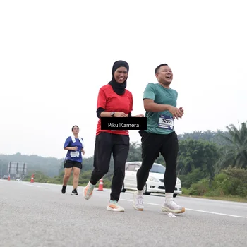 Runner Photo 7503218