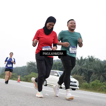 Runner Photo 7503220
