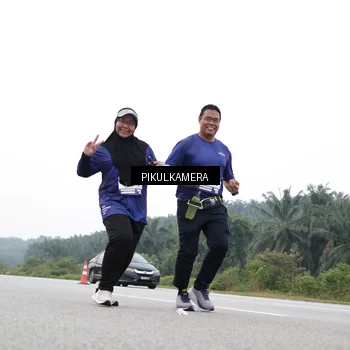Runner Photo 7503249