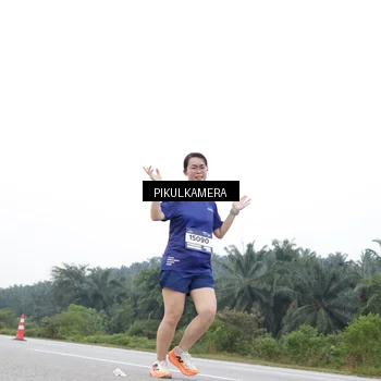 Runner Photo 7503259