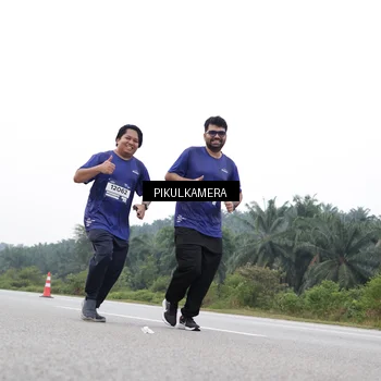 Runner Photo 7503280