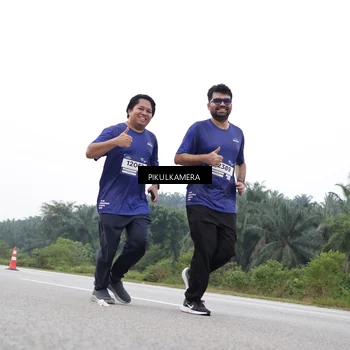 Runner Photo 7503286