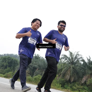 Runner Photo 7503291