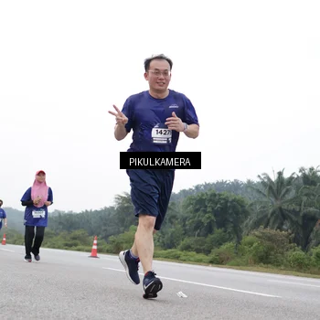 Runner Photo 7503293