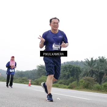 Runner Photo 7503296