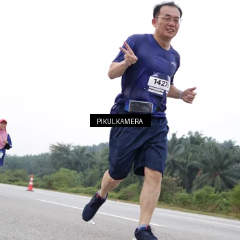 Runner Photo 7503306