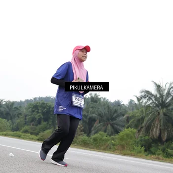 Runner Photo 7503317