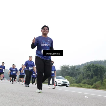 Runner Photo 7503327