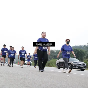 Runner Photo 7503338