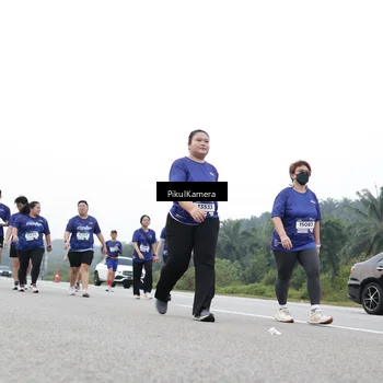 Runner Photo 7503345