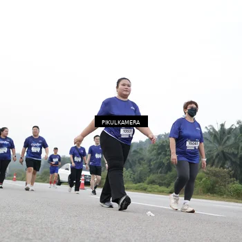 Runner Photo 7503349