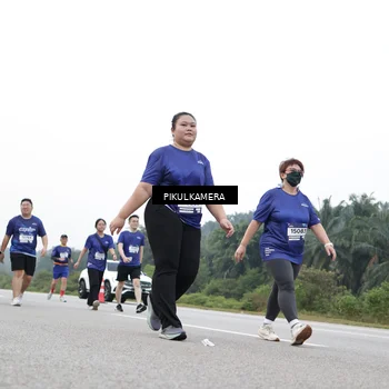 Runner Photo 7503350