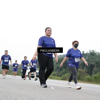 Runner Photo 7503351