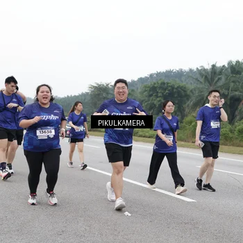 Runner Photo 7503352