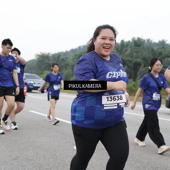 Runner Photo 7503362