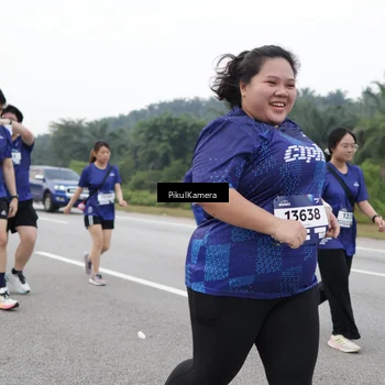 Runner Photo 7503364