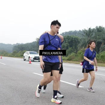 Runner Photo 7503366