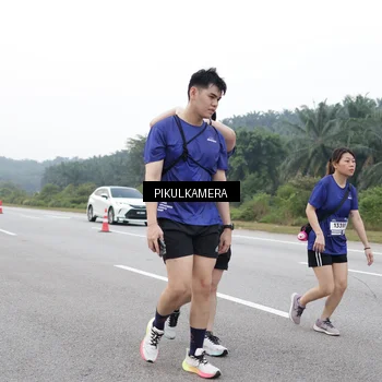 Runner Photo 7503367