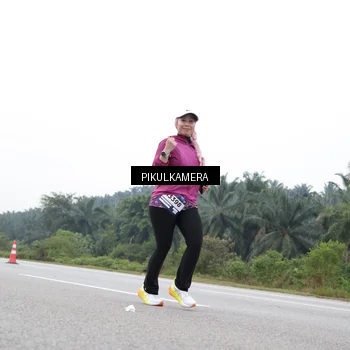 Runner Photo 7503373
