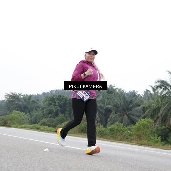 Runner Photo 7503378