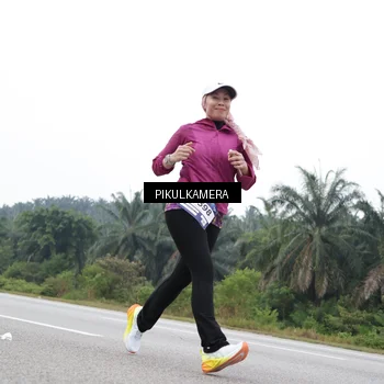 Runner Photo 7503380
