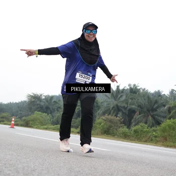 Runner Photo 7503392