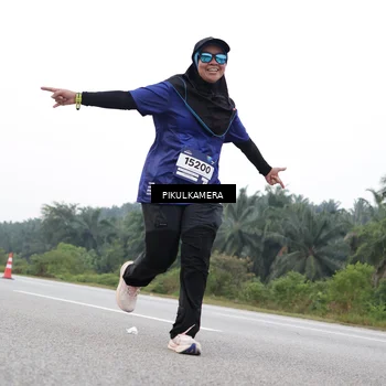 Runner Photo 7503394