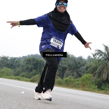 Runner Photo 7503396