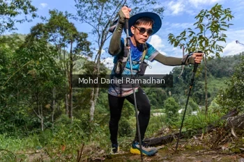 Runner Photo 75034