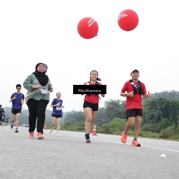 Runner Photo 7503409
