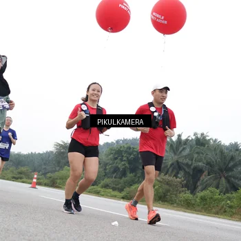 Runner Photo 7503416