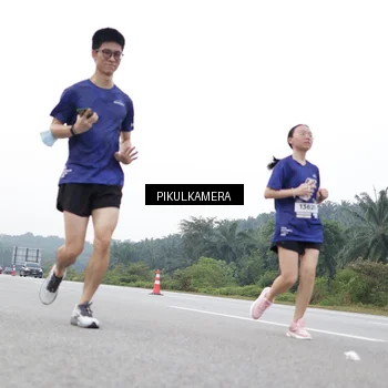 Runner Photo 7503420